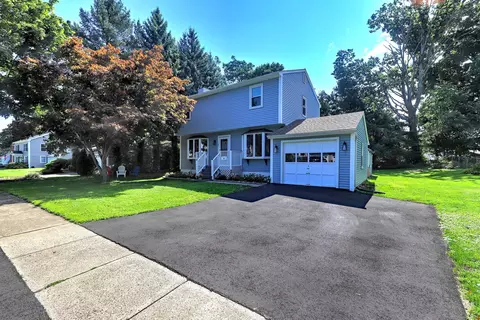 35 Tower St, Milford, CT 06460