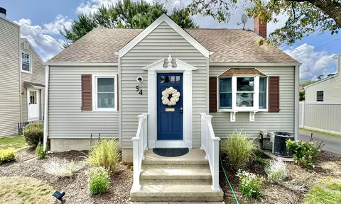 54 Greenfield Rd, Milford, CT 06460