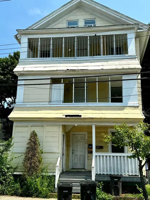 333 Blatchley Ave, New Haven, CT 06513