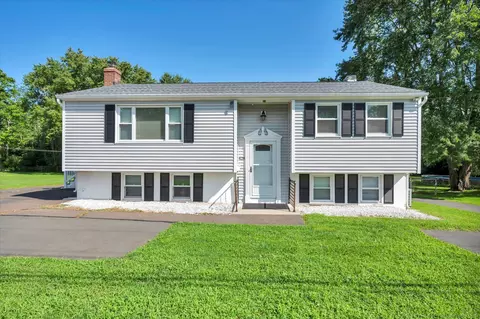 428 Mile Ln, Middletown, CT 06457