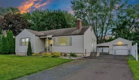19 Valley Brook Rd, Rocky Hill, CT 06067