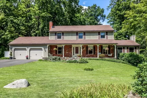 302 Jacob Rd, Southbury, CT 06488
