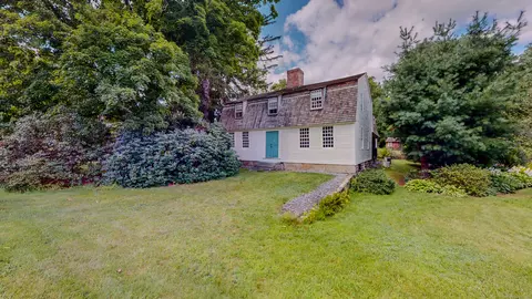 219 Hubbard St, Glastonbury, CT 06033