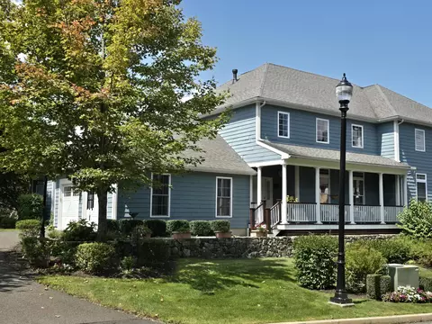 203 Sugar Maple Way #203, Middlebury, CT 06762