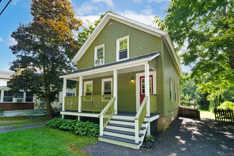 135 Main St, Sterling, CT 06377