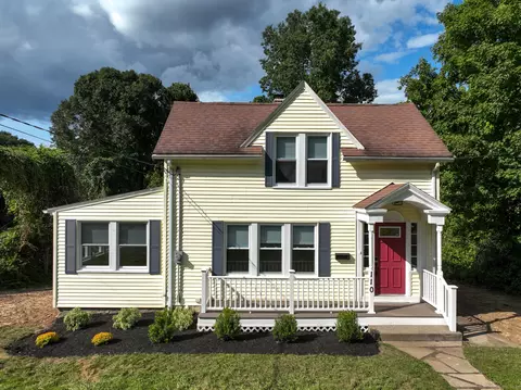 110 Westwood Ave, Waterbury, CT 06708