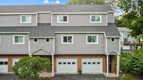 37 Woodley Ct #18, Meriden, CT 06450