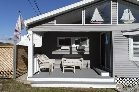 18 First St, Madison, CT 06443