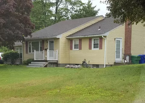 7 Pinney Rd, Bloomfield, CT 06002