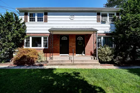 23-25 Madison Rd, Glastonbury, CT 06033