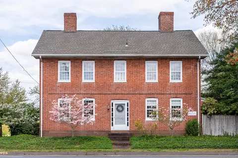 194 Hartford Ave, Wethersfield, CT 06109
