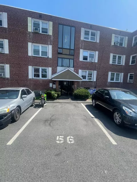934 Wethersfield Ave #7, Hartford, CT 06114