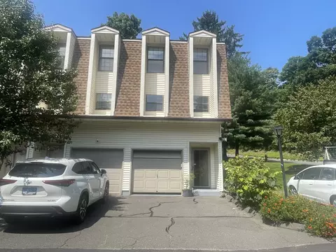 42 N Mountain Rd #F, New Britain, CT 06053
