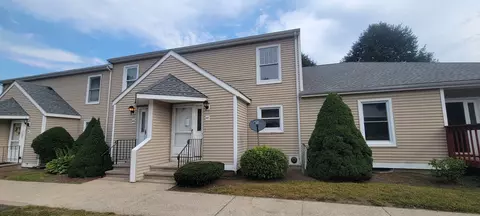 14 The Hamlet #E, Enfield, CT 06082