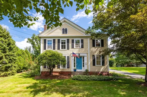 572 N Main St, Suffield, CT 06078