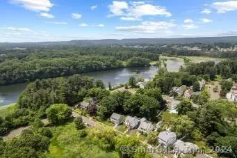 18 Gordon St, Hamden, CT 06517