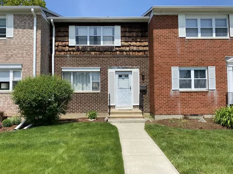49 Shea Ave #49, Milford, CT 06460