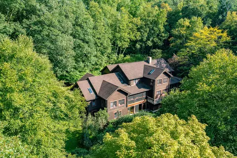 27 Diamond Ln, New Milford, CT 06776