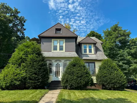 371 West St, Bristol, CT 06010