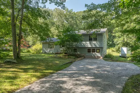 71 Alders Bridge Rd, Killingworth, CT 06419