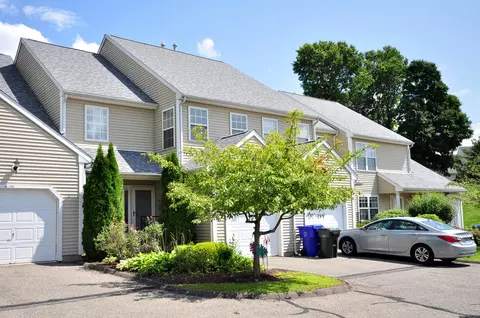 1703 Sky View Dr #1703, Rocky Hill, CT 06067