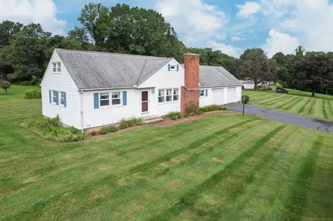 425 Radmere Rd, Cheshire, CT 06410