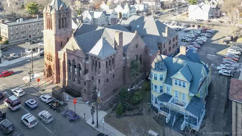 1455 Chapel St, New Haven, CT 06511