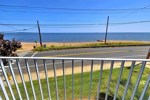920 Ocean Ave #E2, West Haven, CT 06516