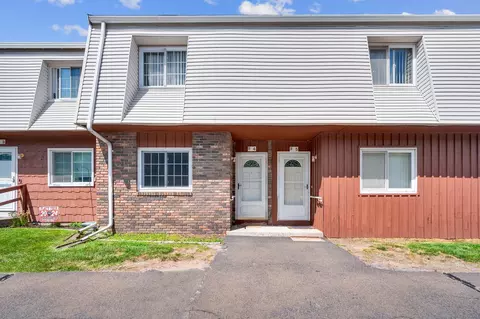 330 Short Beach Rd #B4, East Haven, CT 06512