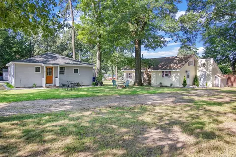 356 A Ct, Suffield, CT 06093