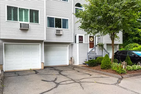 59 W Washington St #41, Bristol, CT 06010