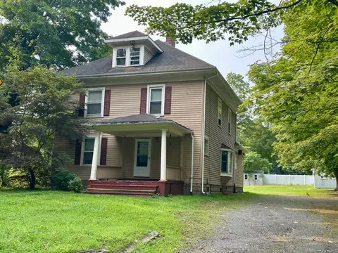 68 Todd St, Hamden, CT 06518