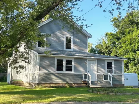 165 School St, Hamden, CT 06518