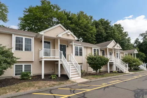 530 Center St #C3, Wallingford, CT 06492