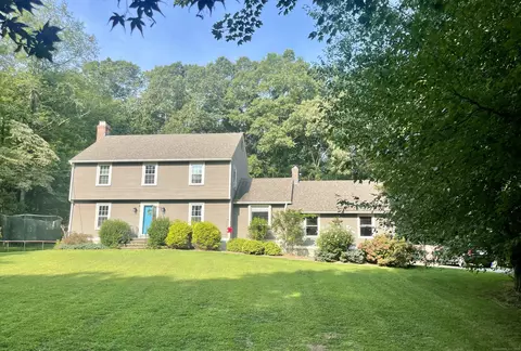 69 Church Hill Rd, Haddam, CT 06438
