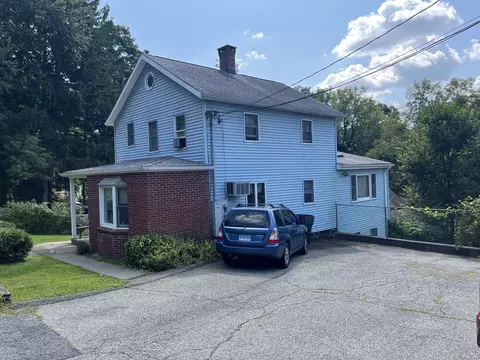 123 Wellsville Ave, New Milford, CT 06776