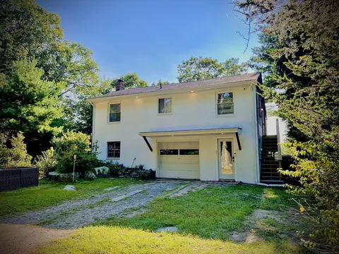 43 E Shore Dr, Clinton, CT 06413 photo 1