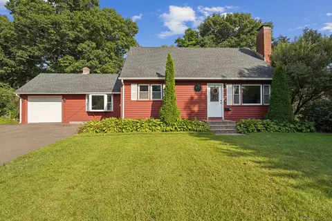 28 Legion Dr, Vernon, CT 06066