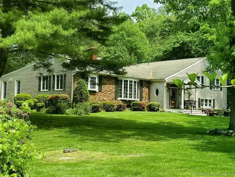271 Karen Dr, Orange, CT 06477