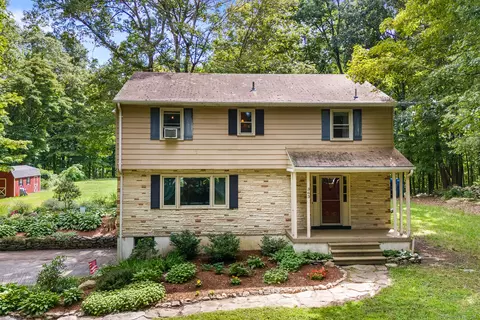 363 Hidden Lake Rd, Higganum, CT 06441
