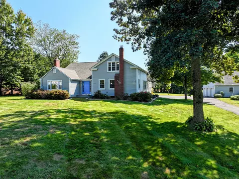 178 Foster St, South Windsor, CT 06074