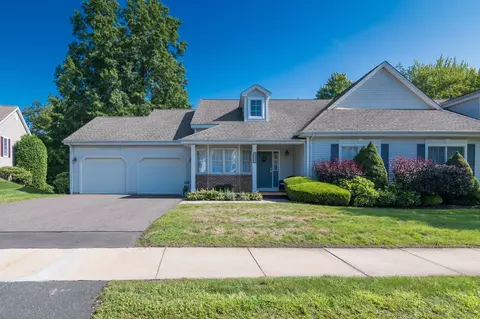 55 Hudson Ln #55, Windsor, CT 06095