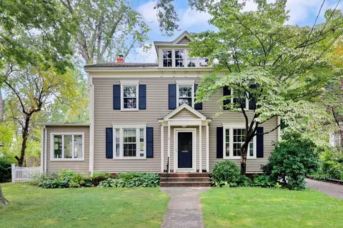 15 Lexington Rd, West Hartford, CT 06119