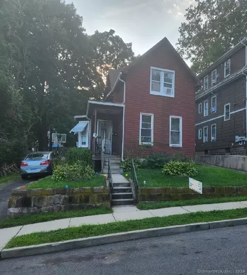 10 Howe St, Meriden, CT 06450