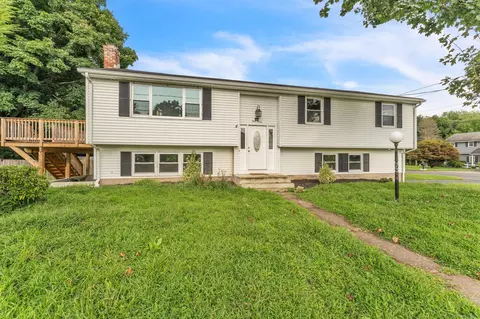 130 Skyline Dr, East Hartford, CT 06118