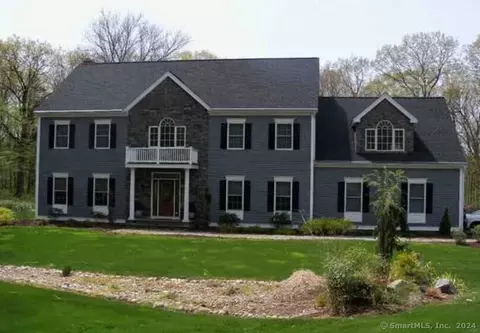 104 Feather Ln, North Branford, CT 06471