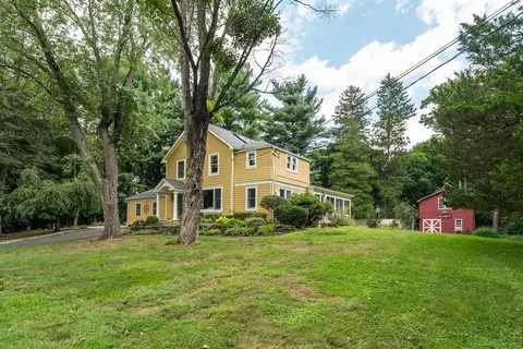 793 Orange Center Rd, Orange, CT 06477