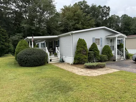 148 Stephen Dr, Stonington, CT 06378