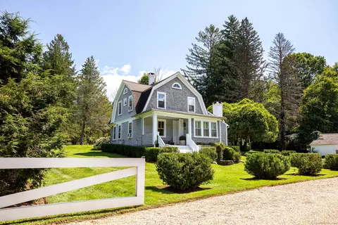 135 Wykeham Rd, Washington, CT 06793