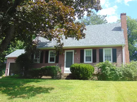 27 Emily Ln, Bristol, CT 06010